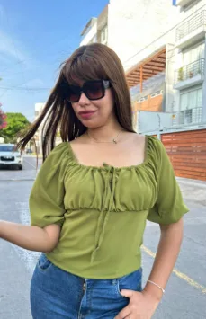 BLUSA BRENDA MANGA CORTA VERDE PISTACHO